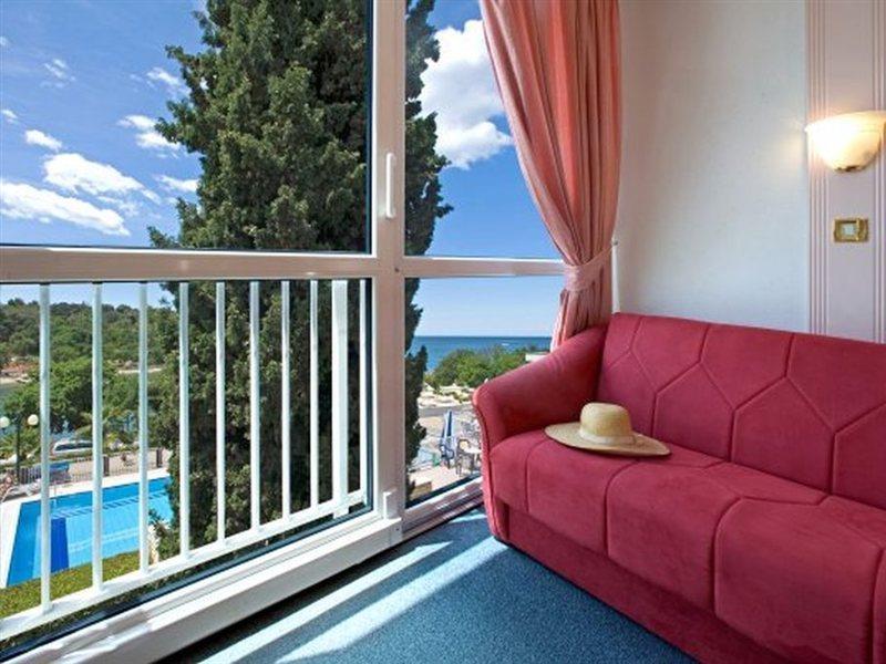 Zorna Plava Laguna 3*